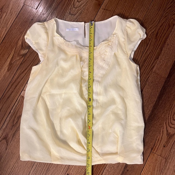 Chic Yellow Ruffle Blouse - Picture 6 of 11